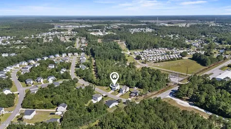 104 Bungalow Road Holly Ridge NC 28445
