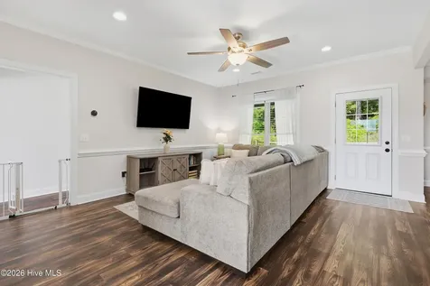 830 Bright Leaf Road Kinston NC 28504