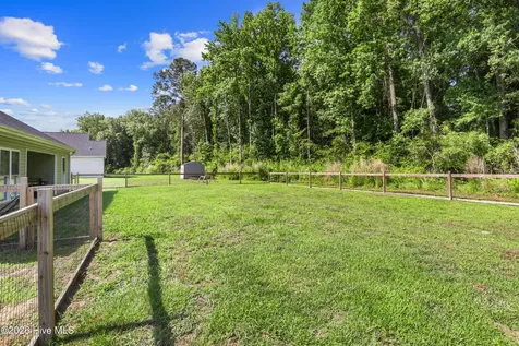 830 Bright Leaf Road Kinston NC 28504