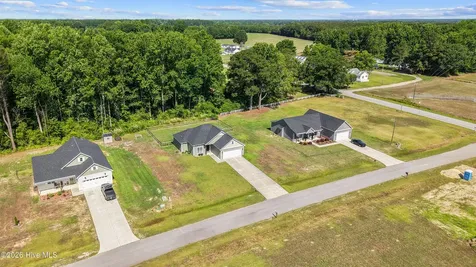 830 Bright Leaf Road Kinston NC 28504
