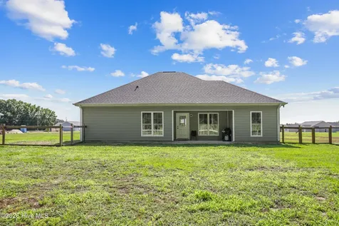 830 Bright Leaf Road Kinston NC 28504