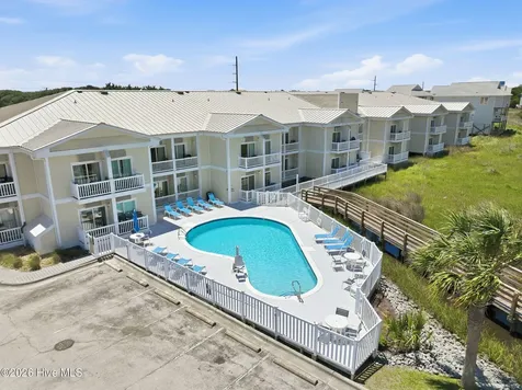 602 W Ft Macon Road Atlantic Beach NC 28512