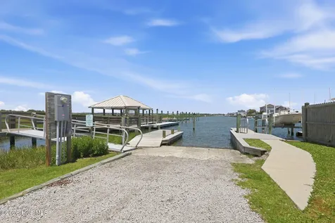 602 W Ft Macon Road Atlantic Beach NC 28512
