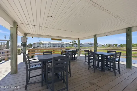 602 W Ft Macon Road Atlantic Beach NC 28512