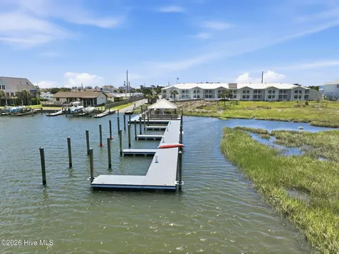 602 W Ft Macon Road Atlantic Beach NC 28512