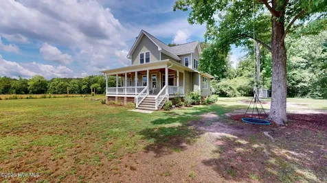 708 N Sunset Street Atkinson NC 28421