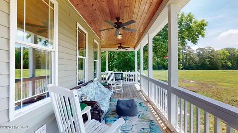 708 N Sunset Street Atkinson NC 28421