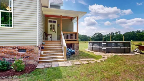 708 N Sunset Street Atkinson NC 28421