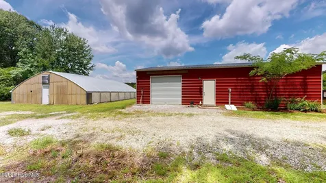 708 N Sunset Street Atkinson NC 28421