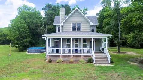 708 N Sunset Street Atkinson NC 28421