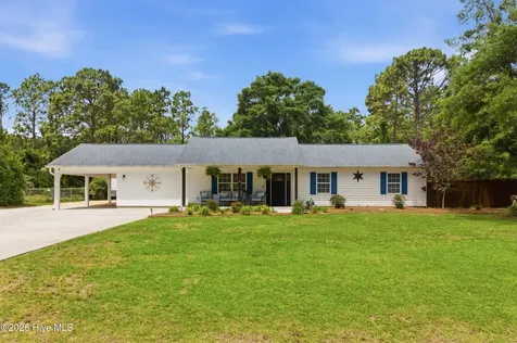 245 Barrington Ridge Bogue NC 28570