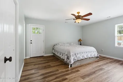 245 Barrington Ridge Bogue NC 28570