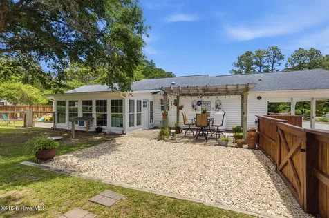 245 Barrington Ridge Bogue NC 28570