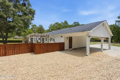 245 Barrington Ridge Bogue NC 28570