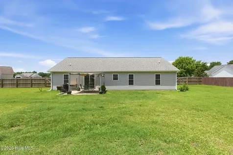 85 Plantation Oaks Drive New Bern NC 28560
