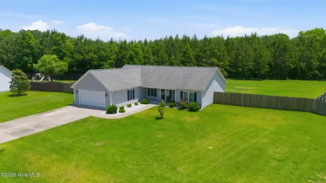 85 Plantation Oaks Drive New Bern NC 28560
