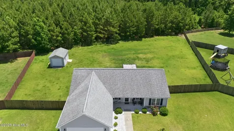 85 Plantation Oaks Drive New Bern NC 28560