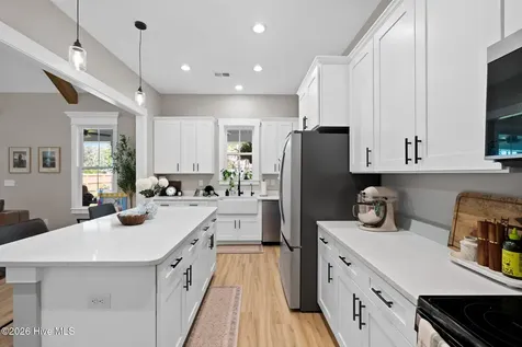 333 Pineknoll Drive NW Calabash NC 28467