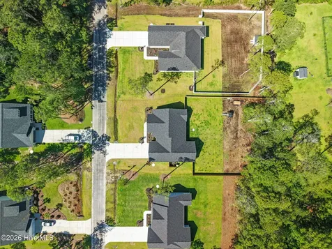 333 Pineknoll Drive NW Calabash NC 28467