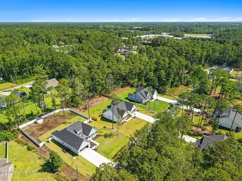 333 Pineknoll Drive NW Calabash NC 28467