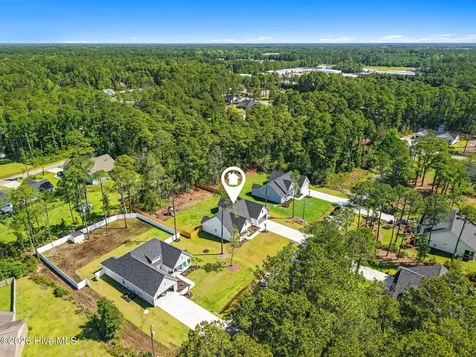 333 Pineknoll Drive NW Calabash NC 28467