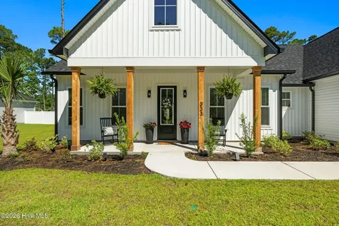 333 Pineknoll Drive NW Calabash NC 28467