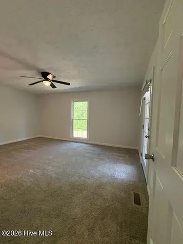 928 E Winds Lane Fayetteville NC 28311