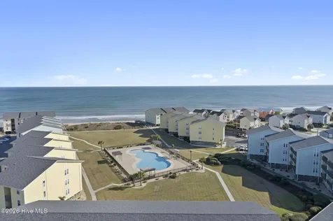 918 N New River Drive Surf City NC 28445