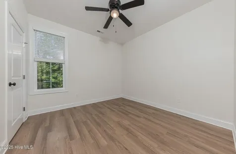 111 Hampton Court Jacksonville NC 28546
