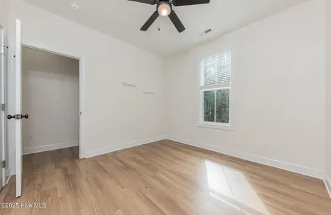111 Hampton Court Jacksonville NC 28546