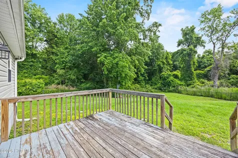 102 Natalie Lane Hubert NC 28539