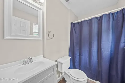 102 Natalie Lane Hubert NC 28539