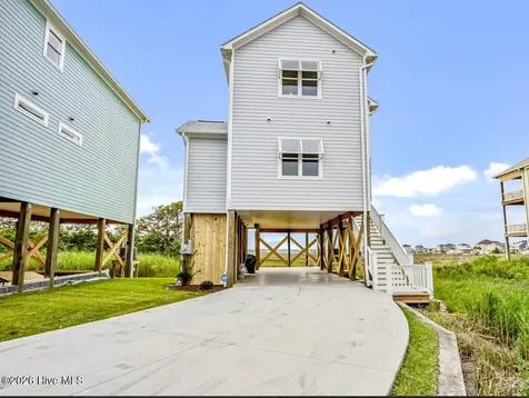 100 Salt Marsh Way Atlantic Beach NC 28512