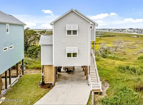 100 Salt Marsh Way Atlantic Beach NC 28512