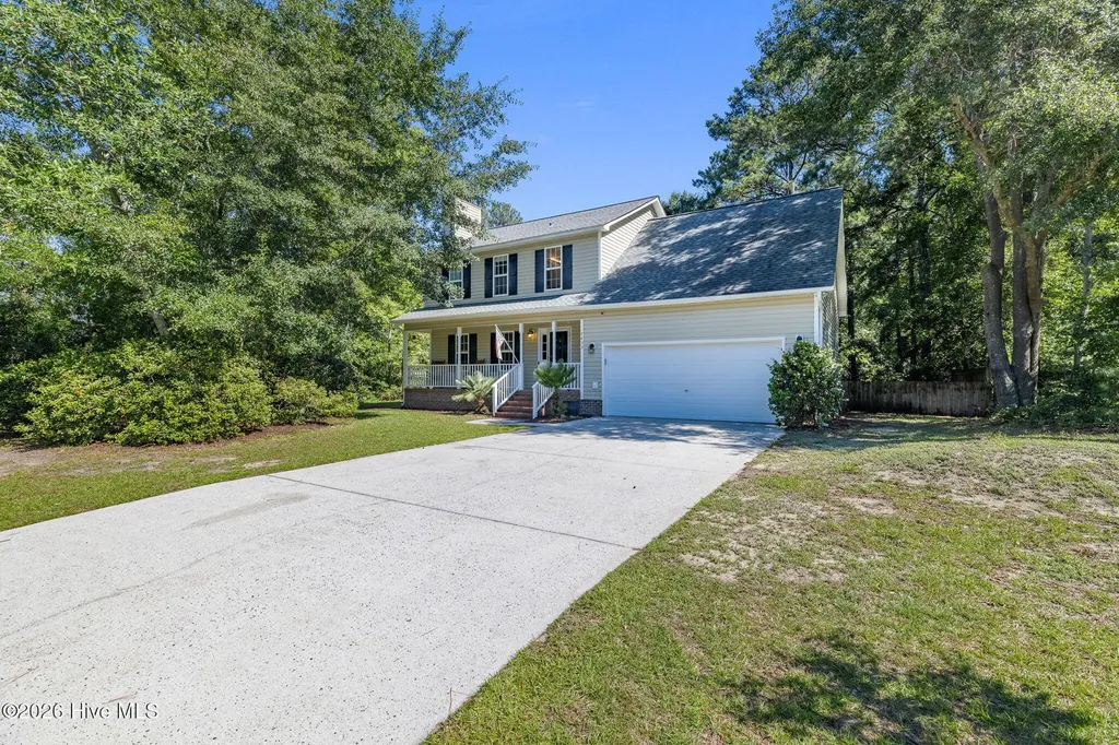 7433 Bright Leaf Road Wilmington NC 28411