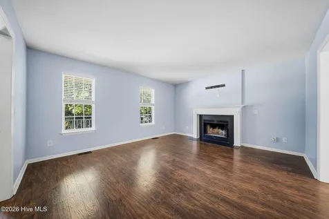7433 Bright Leaf Road Wilmington NC 28411