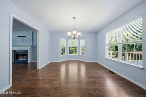 7433 Bright Leaf Road Wilmington NC 28411