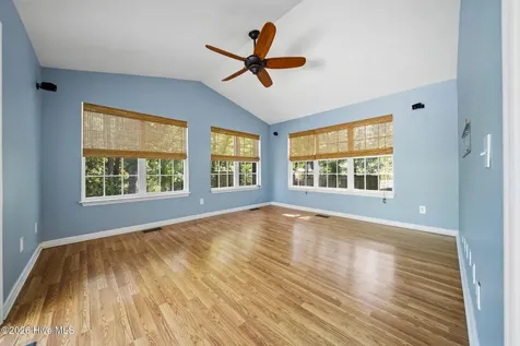 7433 Bright Leaf Road Wilmington NC 28411