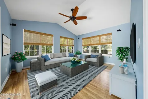 7433 Bright Leaf Road Wilmington NC 28411