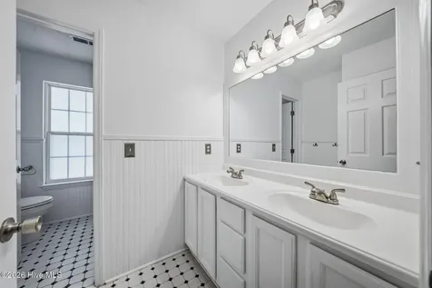 7433 Bright Leaf Road Wilmington NC 28411