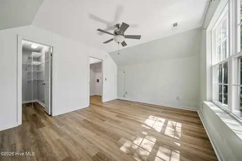 7433 Bright Leaf Road Wilmington NC 28411