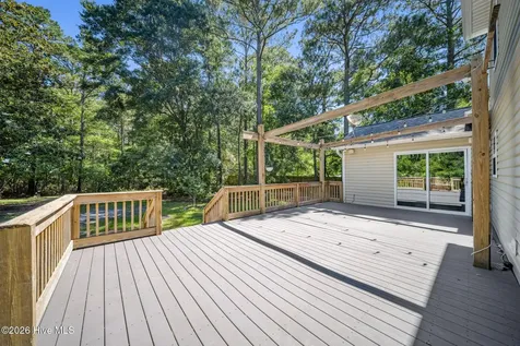 7433 Bright Leaf Road Wilmington NC 28411