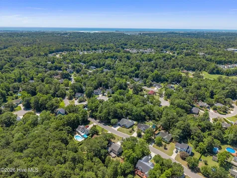 7433 Bright Leaf Road Wilmington NC 28411