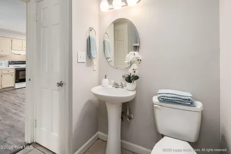 32 Scott Street Greenville NC 27858