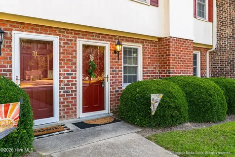 32 Scott Street Greenville NC 27858