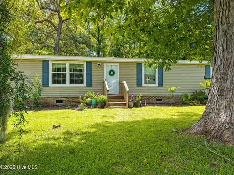 8695 Old Forest Drive NE Leland NC 28451