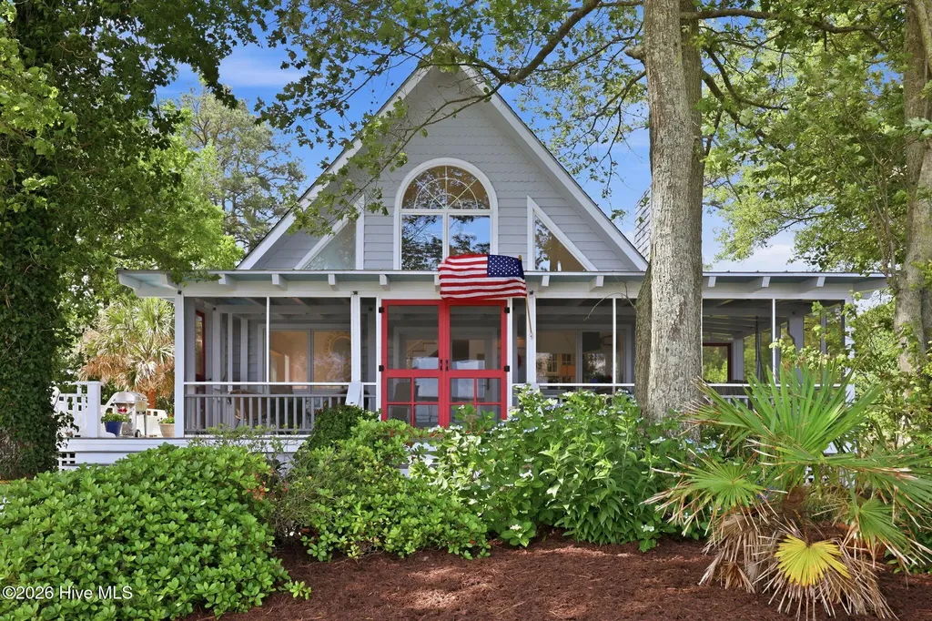 95 Cypress Shores Road E Roper NC 27970