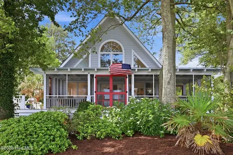 95 Cypress Shores Road E Roper NC 27970