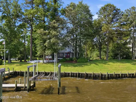 95 Cypress Shores Road E Roper NC 27970