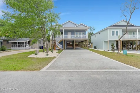 152 NE 1st Street Oak Island NC 28465